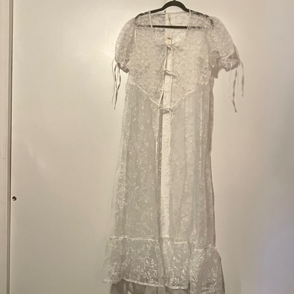 1X Anthropologie sheer short sleeve organza maxi dress - Picture 3 of 10